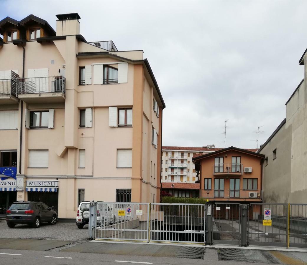 Rovelli Room Bergamo Exteriér fotografie